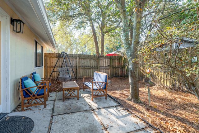 1116 Daffodil Lane, Mount Pleasant, SC 29464