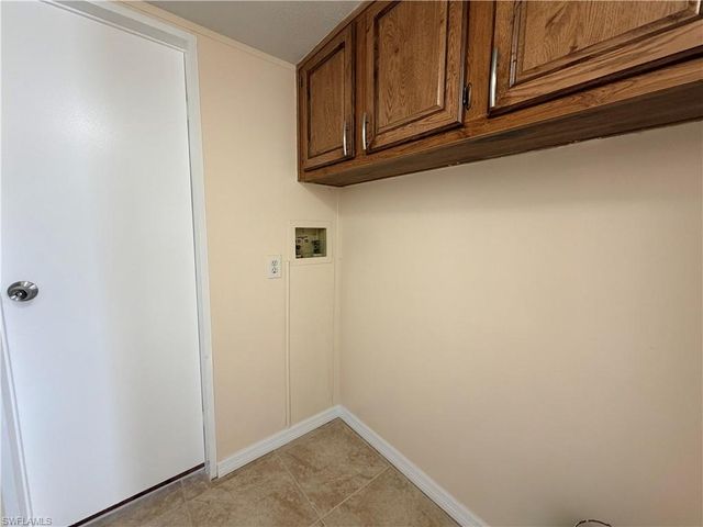 2521 Brownell CT, North Fort Myers, FL 33917