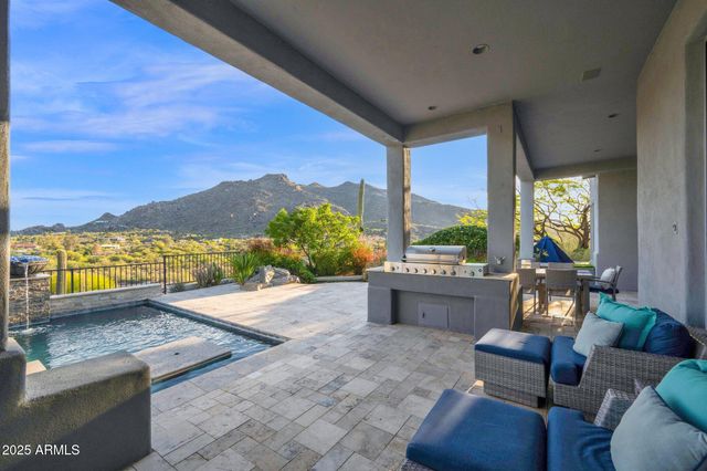 37221 N Holiday Lane, Carefree, AZ 85377