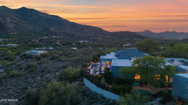 37221 N Holiday Lane, Carefree, AZ 85377