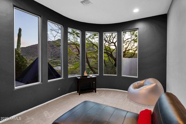 37221 N Holiday Lane, Carefree, AZ 85377