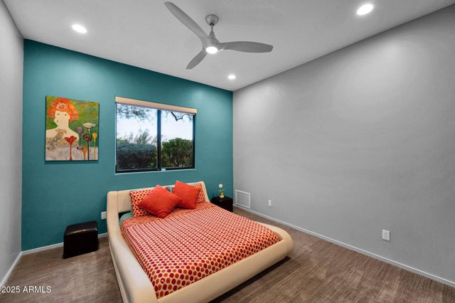 37221 N Holiday Lane, Carefree, AZ 85377