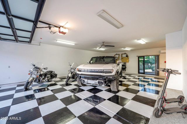 37221 N Holiday Lane, Carefree, AZ 85377