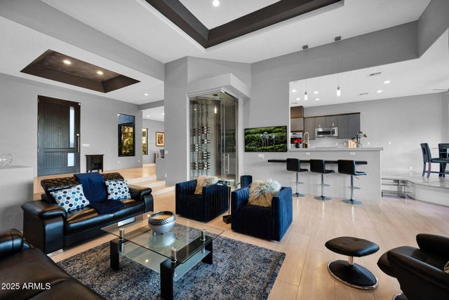 37221 N Holiday Lane, Carefree, AZ 85377