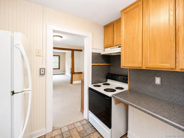 491 State Route 32, Wallkill, NY 12589