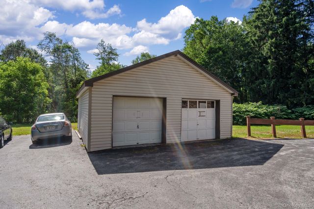 491 State Route 32, Wallkill, NY 12589
