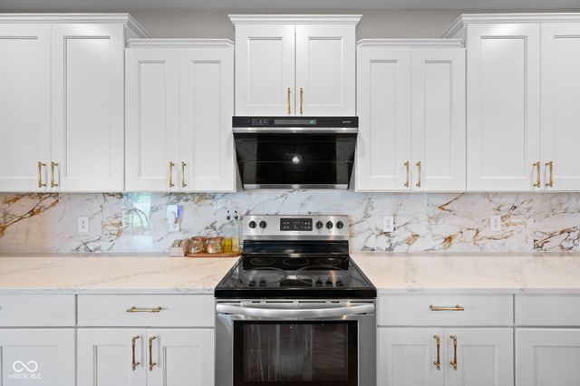 18228 Nickel Plate Drive, Westfield, IN 46074