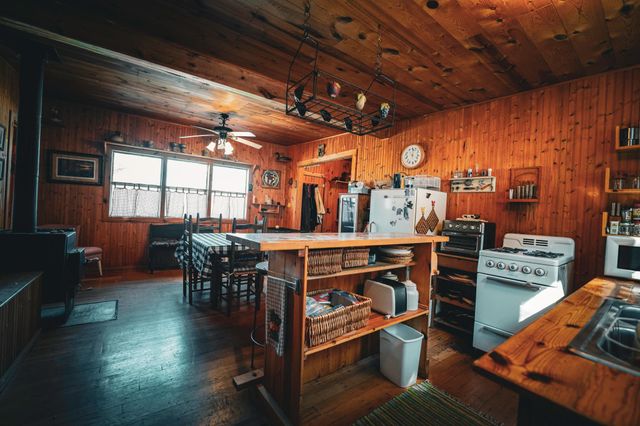 3031 Black Bay Road, Cook, MN 55723