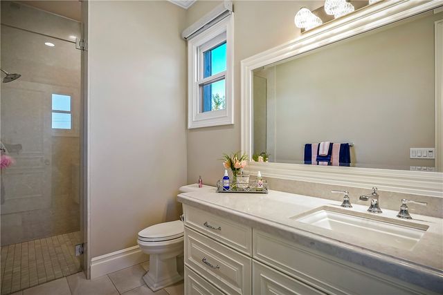 22215 N Devries Road, Lodi, CA 95242