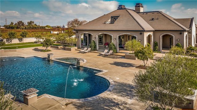 22215 N Devries Road, Lodi, CA 95242
