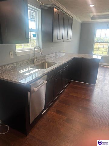 69 Diamond Court, Vine Grove, KY 40175