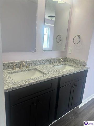 69 Diamond Court, Vine Grove, KY 40175