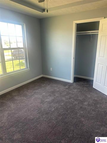 69 Diamond Court, Vine Grove, KY 40175