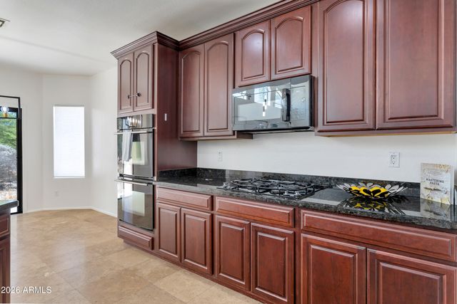 8809 S 10TH Drive, Phoenix, AZ 85041
