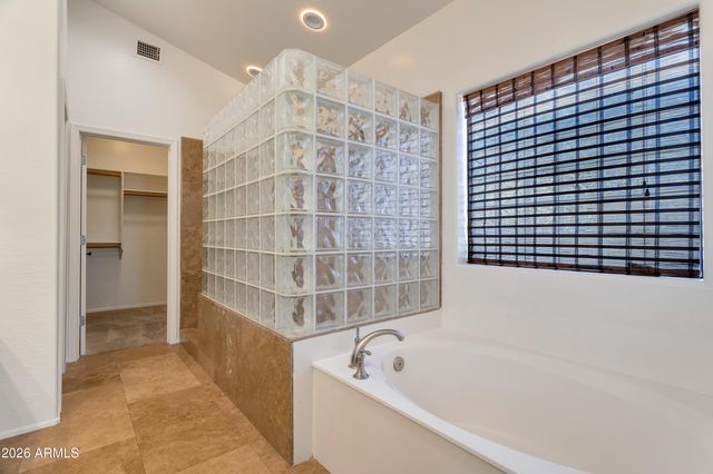8809 S 10TH Drive, Phoenix, AZ 85041