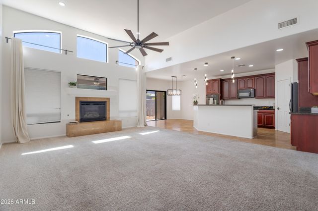 8809 S 10TH Drive, Phoenix, AZ 85041