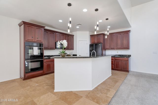 8809 S 10TH Drive, Phoenix, AZ 85041