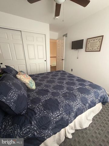 101 WILLOWOAK CT, Warwick, PA 18974