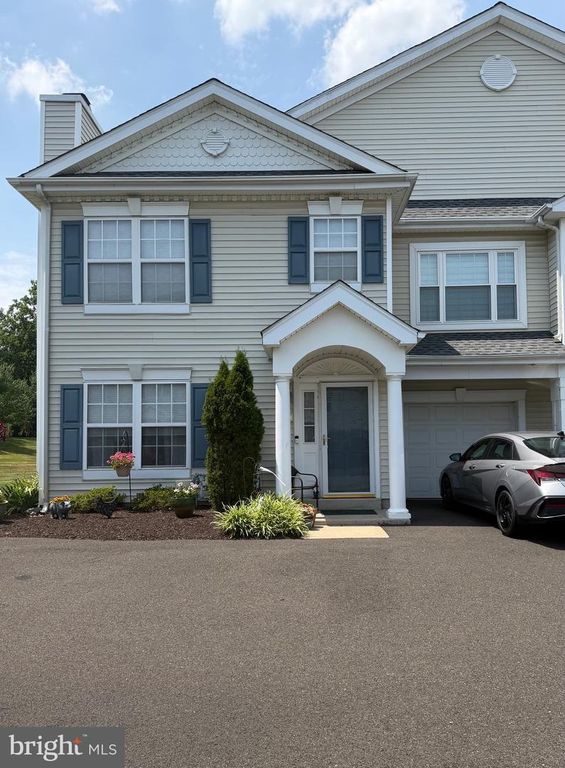 101 WILLOWOAK CT, Warwick, PA 18974