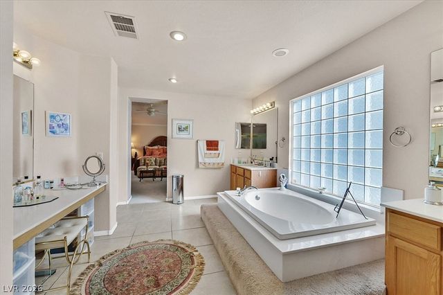 10105 Shore Pine Avenue, Las Vegas, NV 89129