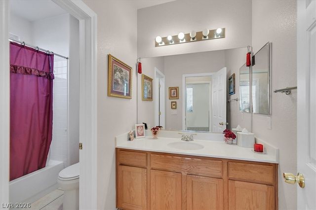 10105 Shore Pine Avenue, Las Vegas, NV 89129