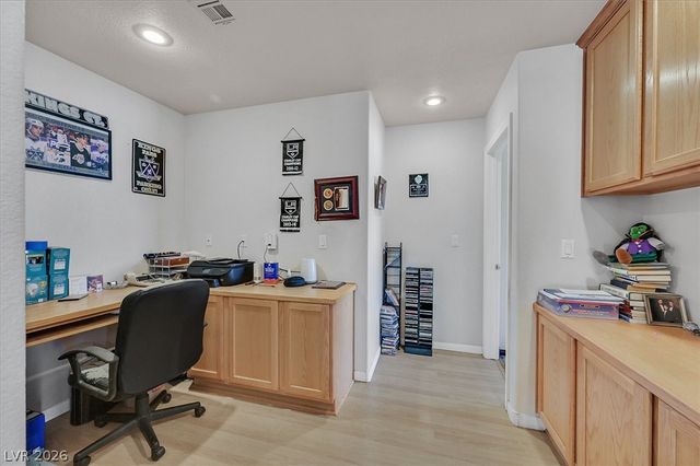 10105 Shore Pine Avenue, Las Vegas, NV 89129