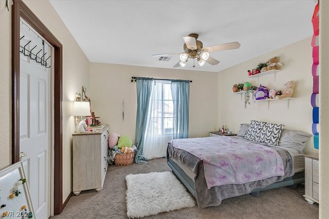 10105 Shore Pine Avenue, Las Vegas, NV 89129