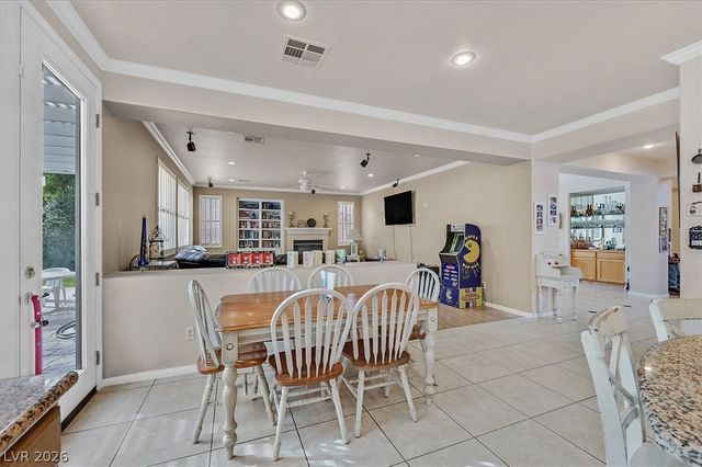 10105 Shore Pine Avenue, Las Vegas, NV 89129