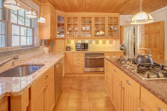 121 Eastern Corners Road, Campton, NH 03223