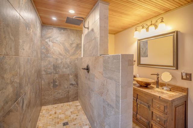 121 Eastern Corners Road, Campton, NH 03223