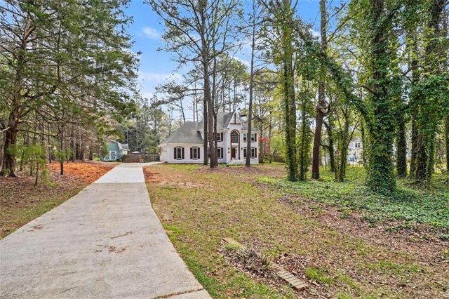 105 Tiffany Court, Locust Grove, GA 30248