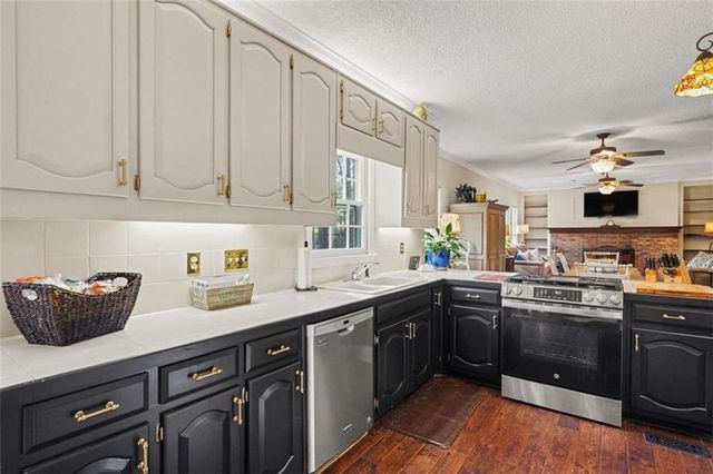 105 Tiffany Court, Locust Grove, GA 30248