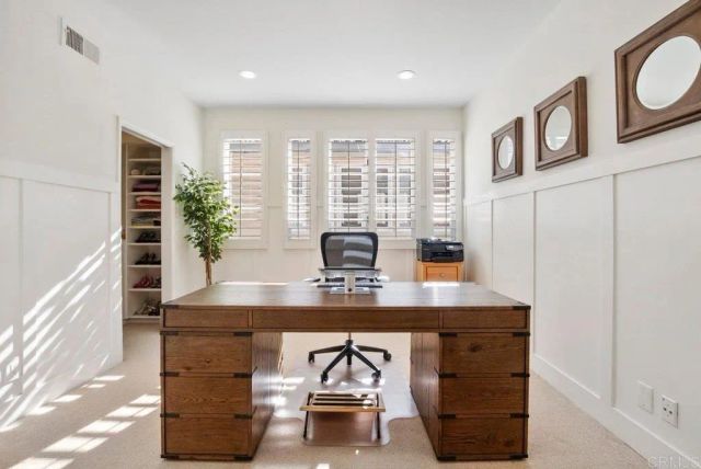 9749 Keeneland Row, La Jolla, CA 92037