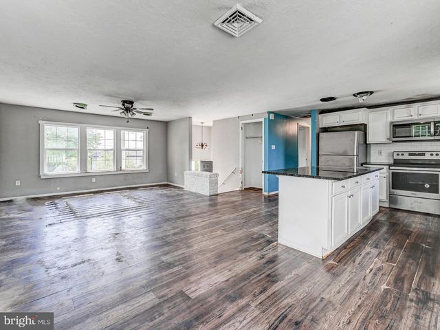 350 WEST AVE, Red Lion, PA 17356