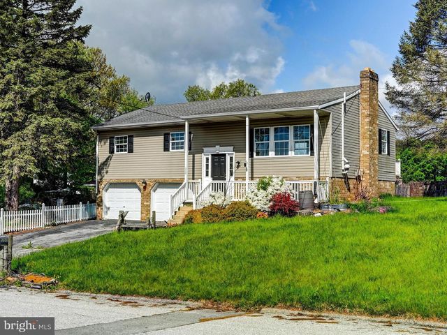 350 WEST AVE, Red Lion, PA 17356