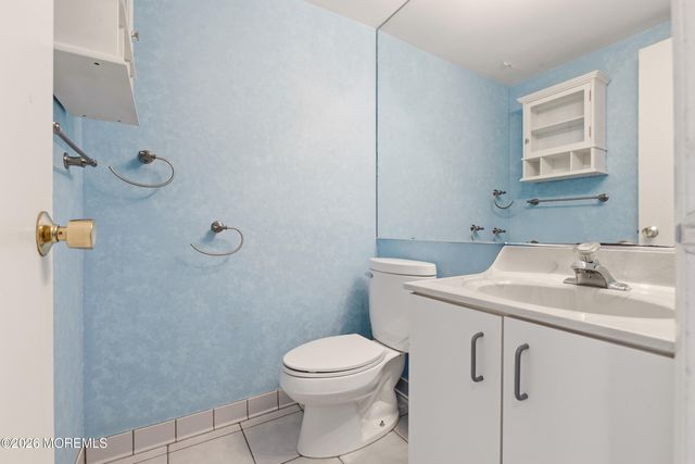 31 Chelsea Road, Jackson, NJ 08527