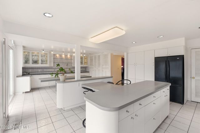 31 Chelsea Road, Jackson, NJ 08527