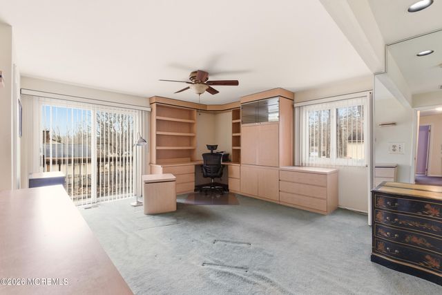 31 Chelsea Road, Jackson, NJ 08527