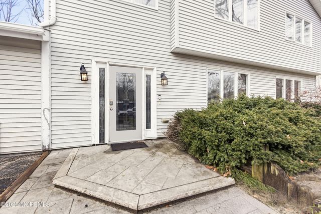 31 Chelsea Road, Jackson, NJ 08527