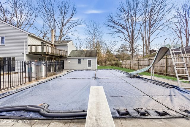 31 Chelsea Road, Jackson, NJ 08527