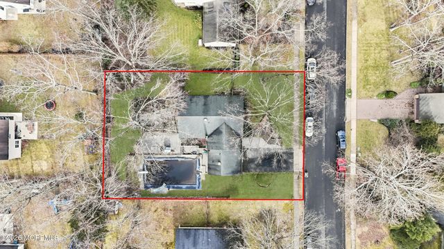 31 Chelsea Road, Jackson, NJ 08527