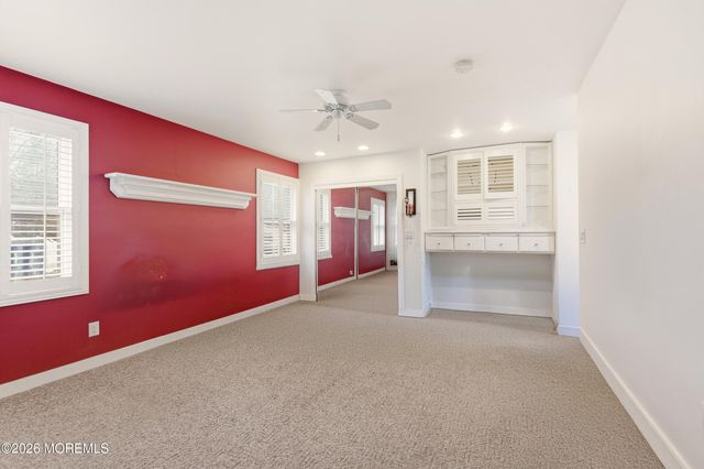 31 Chelsea Road, Jackson, NJ 08527