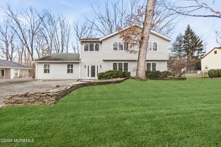 31 Chelsea Road, Jackson, NJ 08527