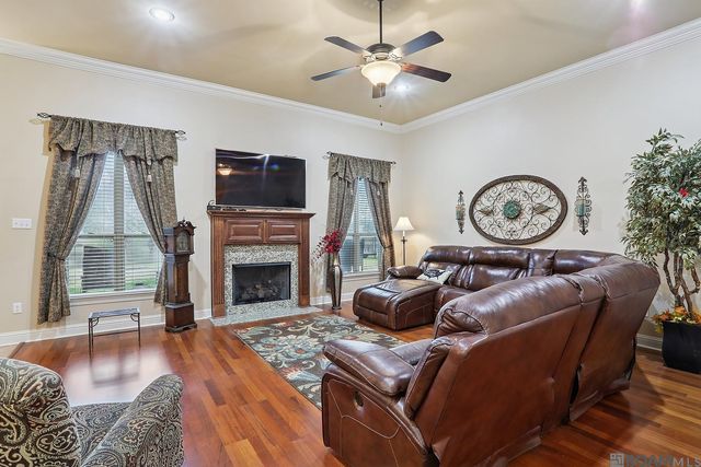 4110 Union Dr, Addis, LA 70710