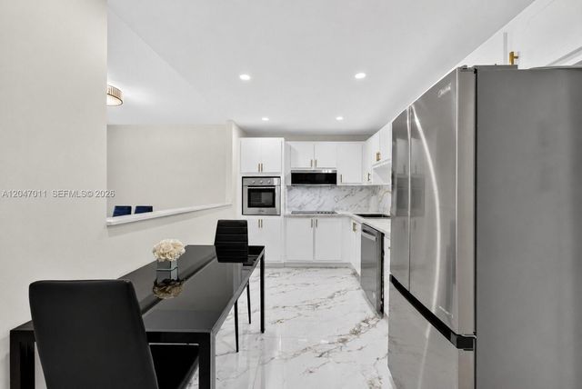 19380 Collins Avenue 608, Sunny Isles Beach, FL 33160