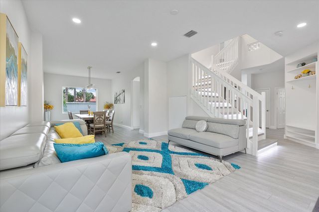 1483 SW 161st Avenue, Pembroke Pines, FL 33027