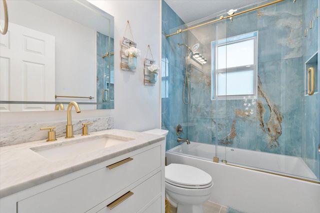 1483 SW 161st Avenue, Pembroke Pines, FL 33027