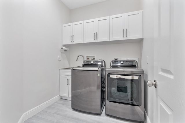 1483 SW 161st Avenue, Pembroke Pines, FL 33027