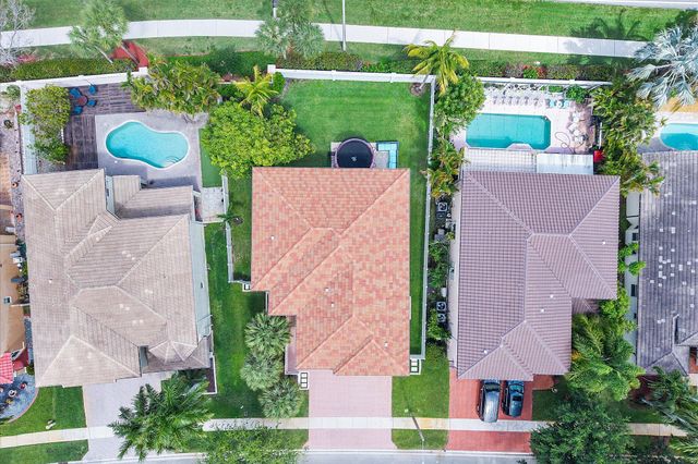 1483 SW 161st Avenue, Pembroke Pines, FL 33027