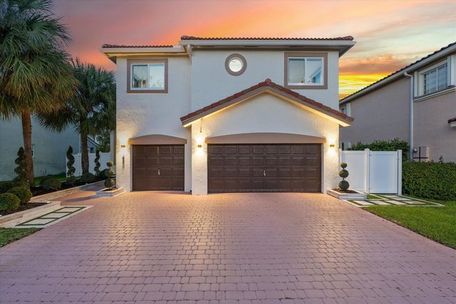 1483 SW 161st Avenue, Pembroke Pines, FL 33027
